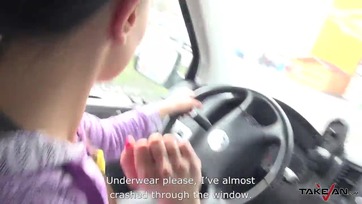 Magyar suna az utcán felcsípve és a furgonban durván megbaszva és arcocskán spriccelve Thumb