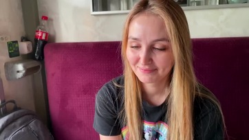Egy kis dumálás után meg is kettyintettem ezt a vadító milf nőcit a csihuhun Thumb