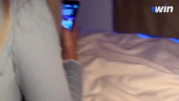 Olyannyira fel voltam ajzva hogy engedélyeztem a mostoha bátyámnak hogy szétfarkalja a puncusom Thumb